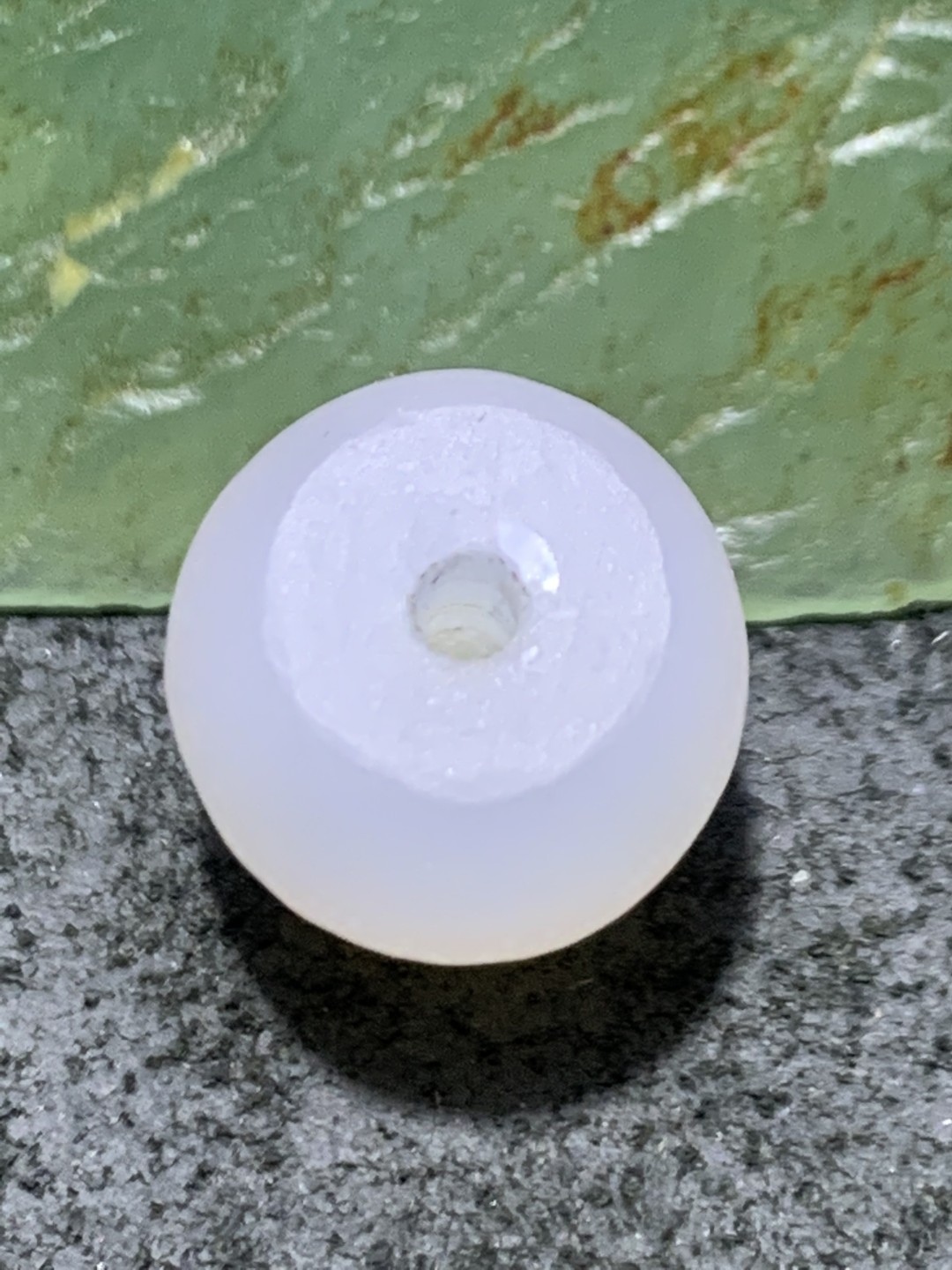 精美亚光高玉化海洋玉髓手工俏色巧雕富贵有余桶珠一个！