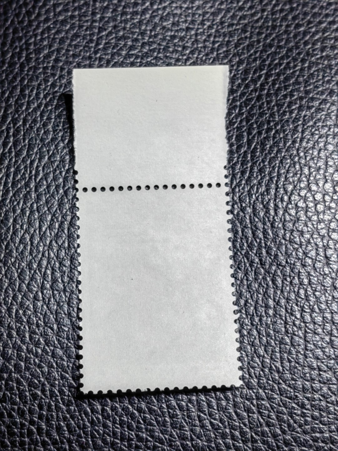 洪涛臻品批发群  精选邮票限时拍卖第二百五十三期 T43西游记新  8-3 厂名一枚，版撕全品嘎嘎绝，评级品相，JT精品热门票，厂名三俗稀缺货，版撕精品藏家首选，喜欢不要错过