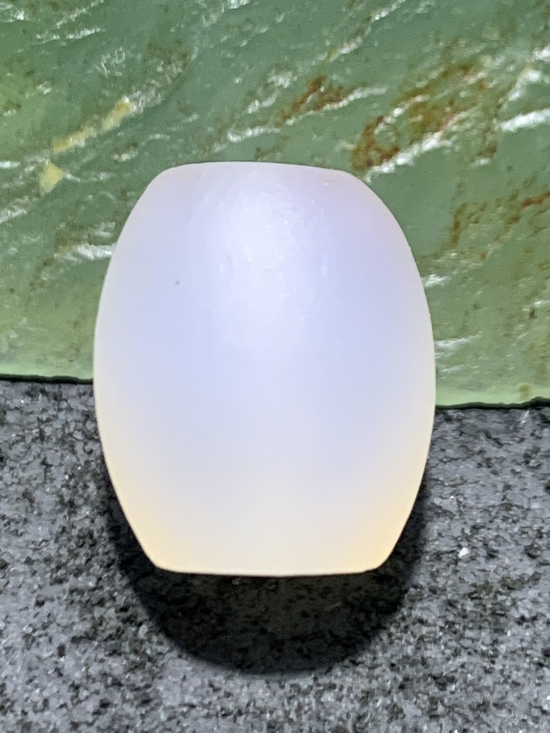 精美亚光高玉化海洋玉髓手工俏色巧雕富贵有余桶珠一个！