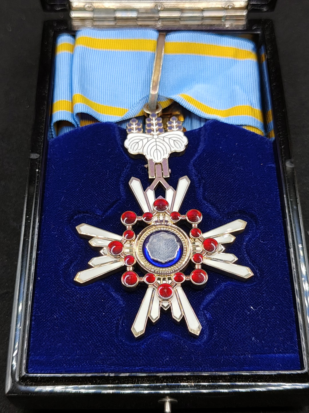 全场0元起拍 第53期 咸鱼国勋章拍卖专场 5月7日（周日）下午6：00开始 荣典后日本瑞宝中授章 银制珐琅