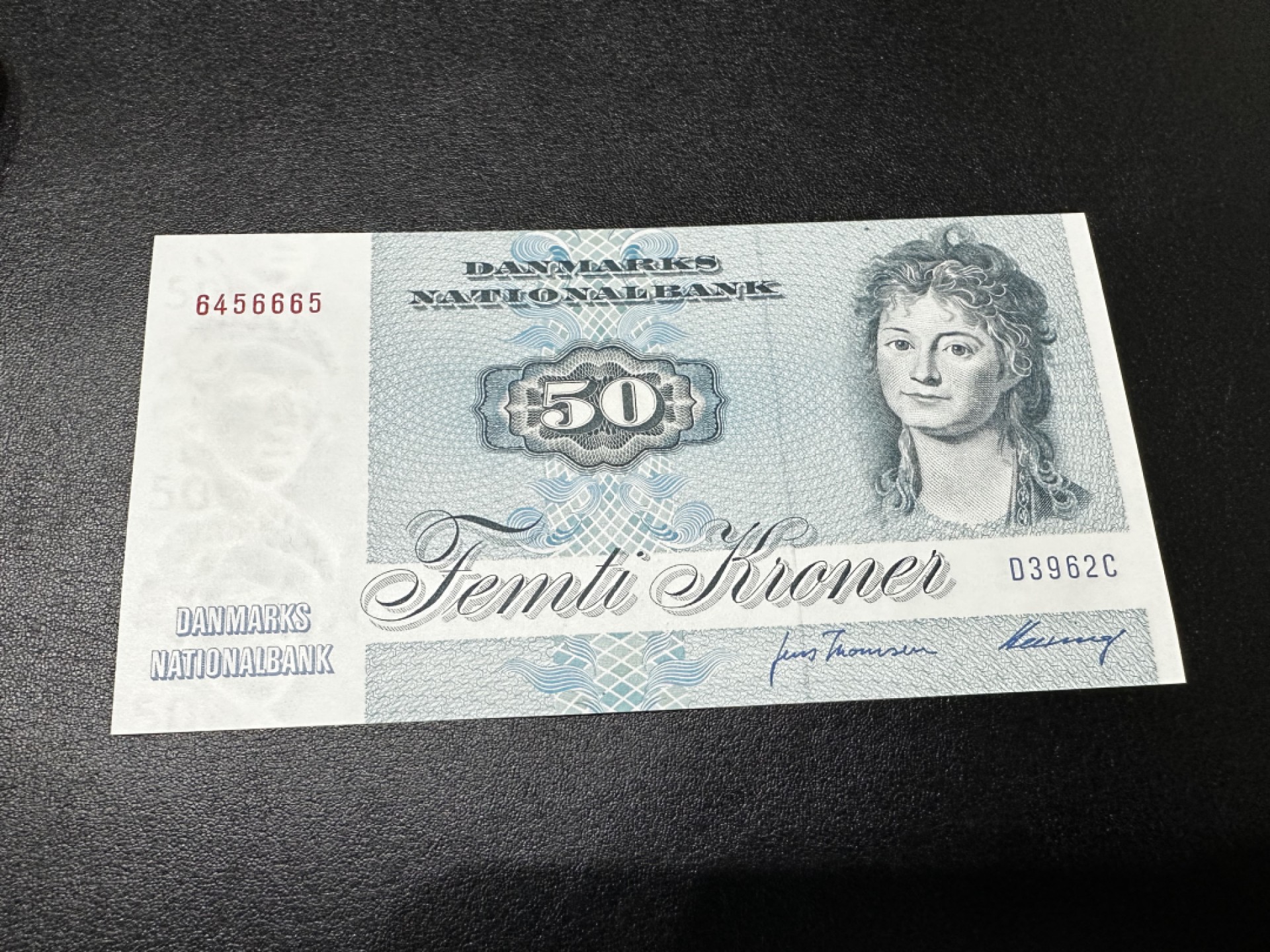 《外钞收藏家》第二百六十九期 丹麦动物版50克朗 全新UNC