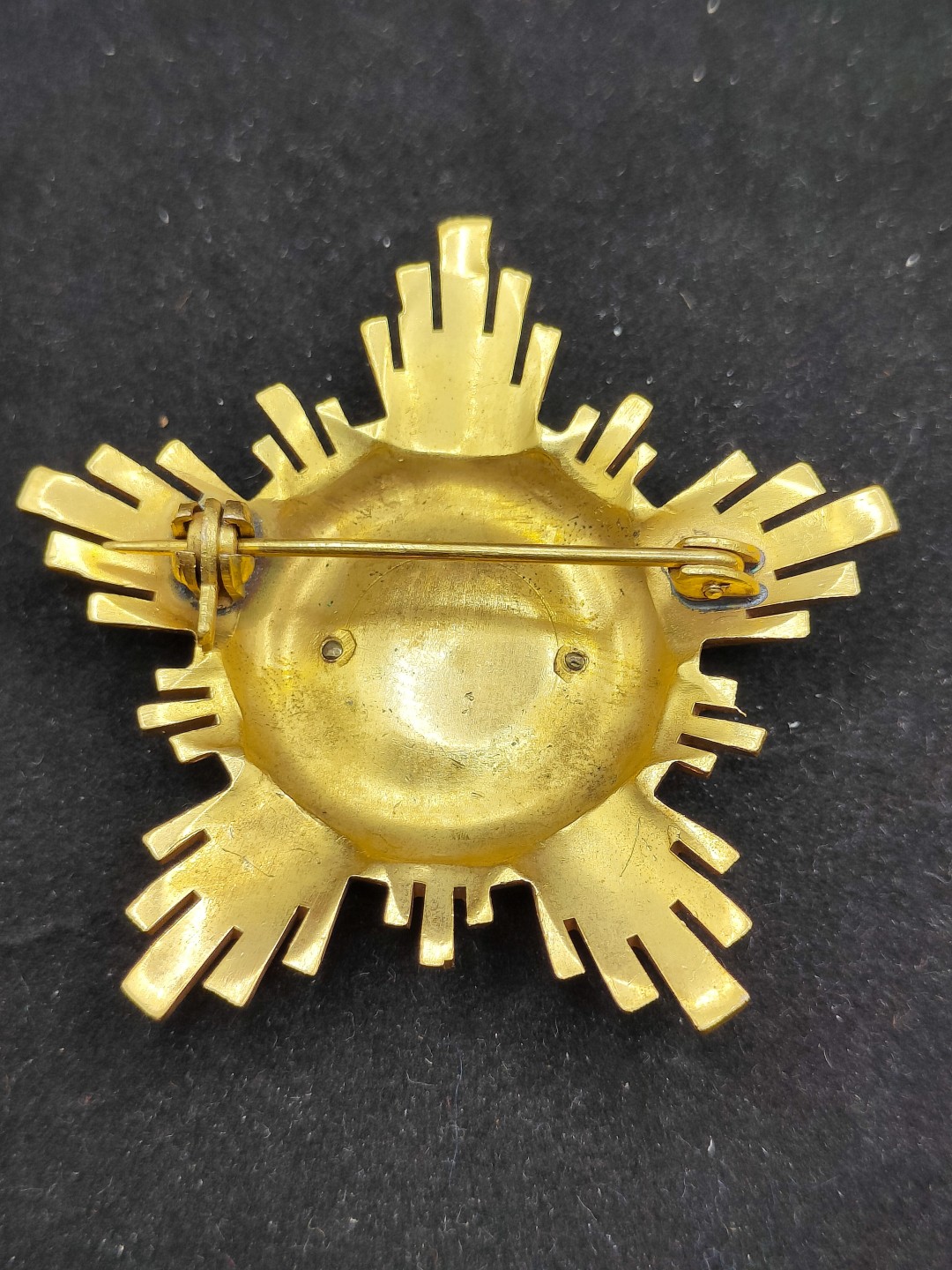 全场0元起拍 第53期 咸鱼国勋章拍卖专场 5月7日（周日）下午6：00开始 二级罗马尼亚之星勋章 嵌宝