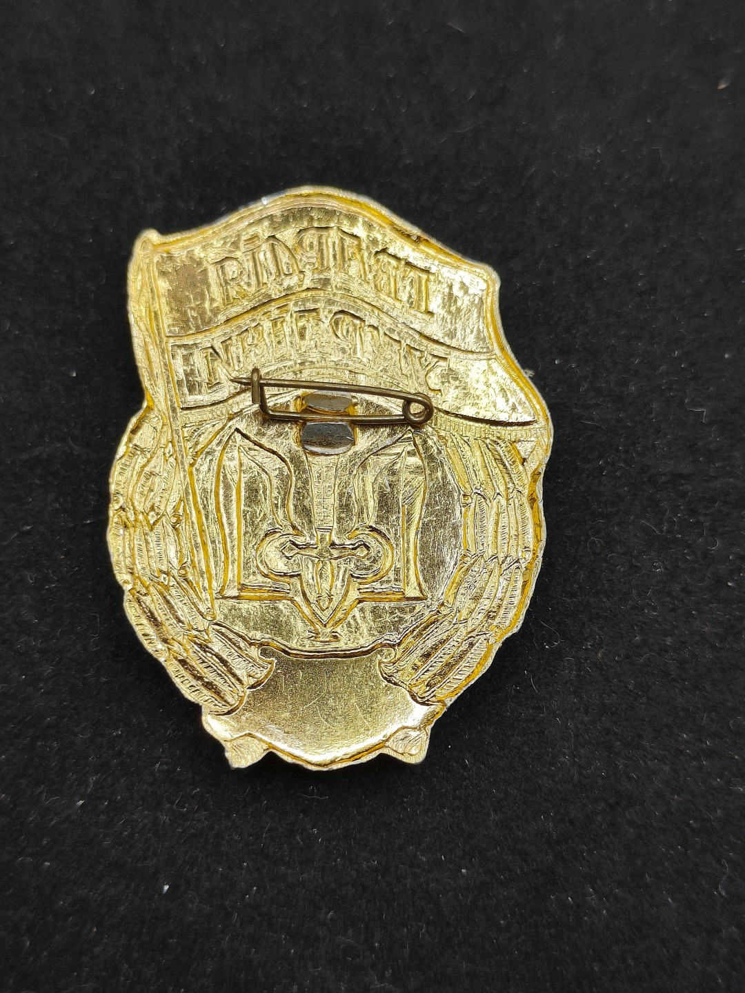 全场0元起拍 第53期 咸鱼国勋章拍卖专场 5月7日（周日）下午6：00开始 乌克兰早期近卫军证章 ⭐