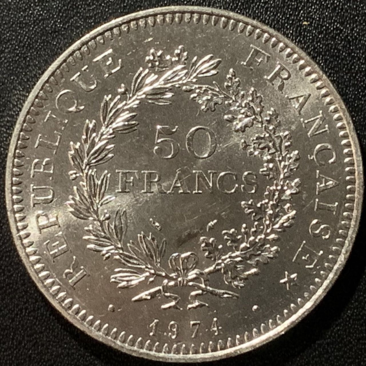 紫瑗钱币——第281期拍卖 法国 1974年 大力神 50法郎 30克 0.9银 UNC