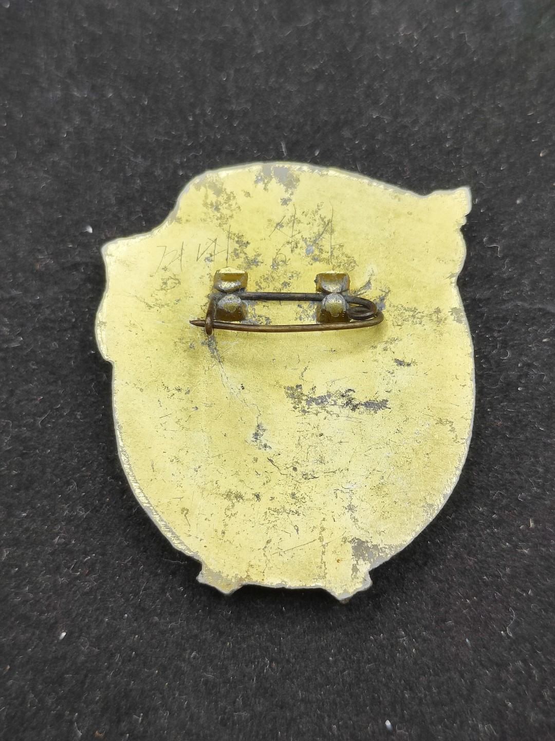 全场0元起拍 第53期 咸鱼国勋章拍卖专场 5月7日（周日）下午6：00开始 朝鲜近卫军证章⭐