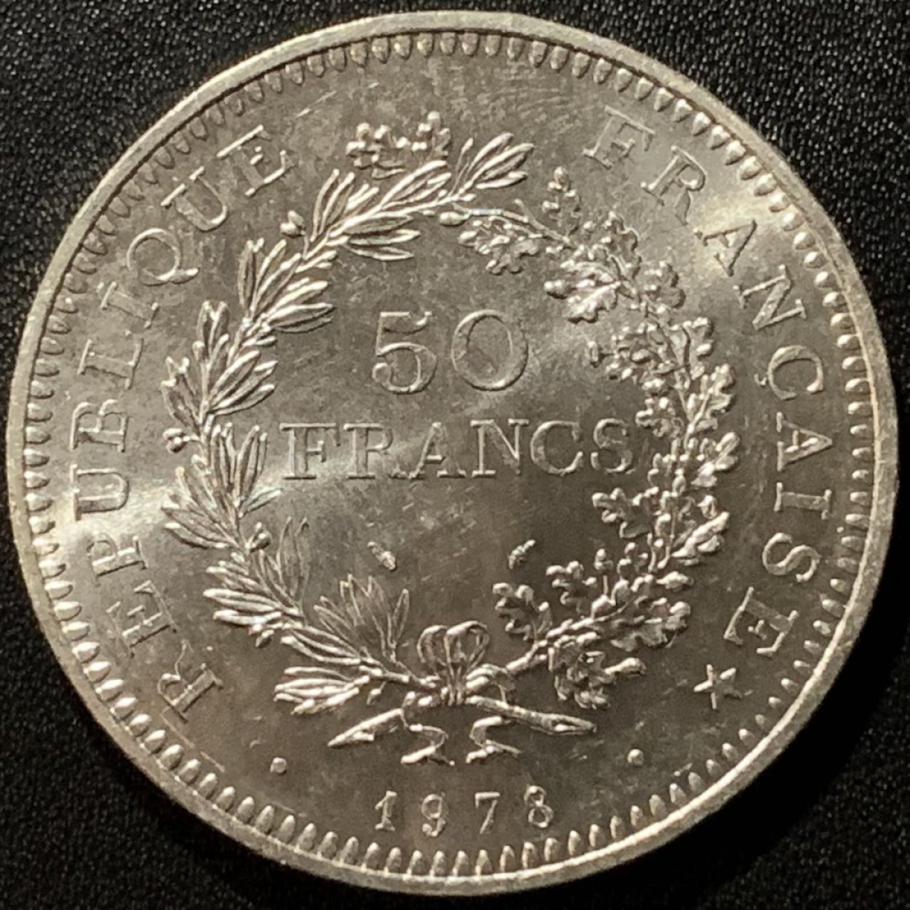 紫瑗钱币——第281期拍卖  法国 1978年 大力神 50法郎 30克 0.9银 UNC