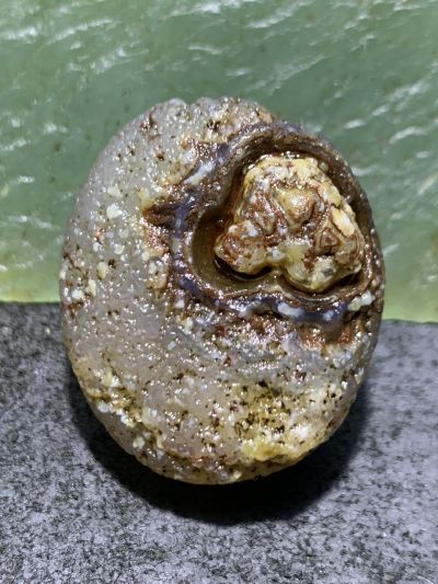 精美罕见冰透高玉化眼石原石一颗 - 精美罕见冰透高玉化眼石原石一颗