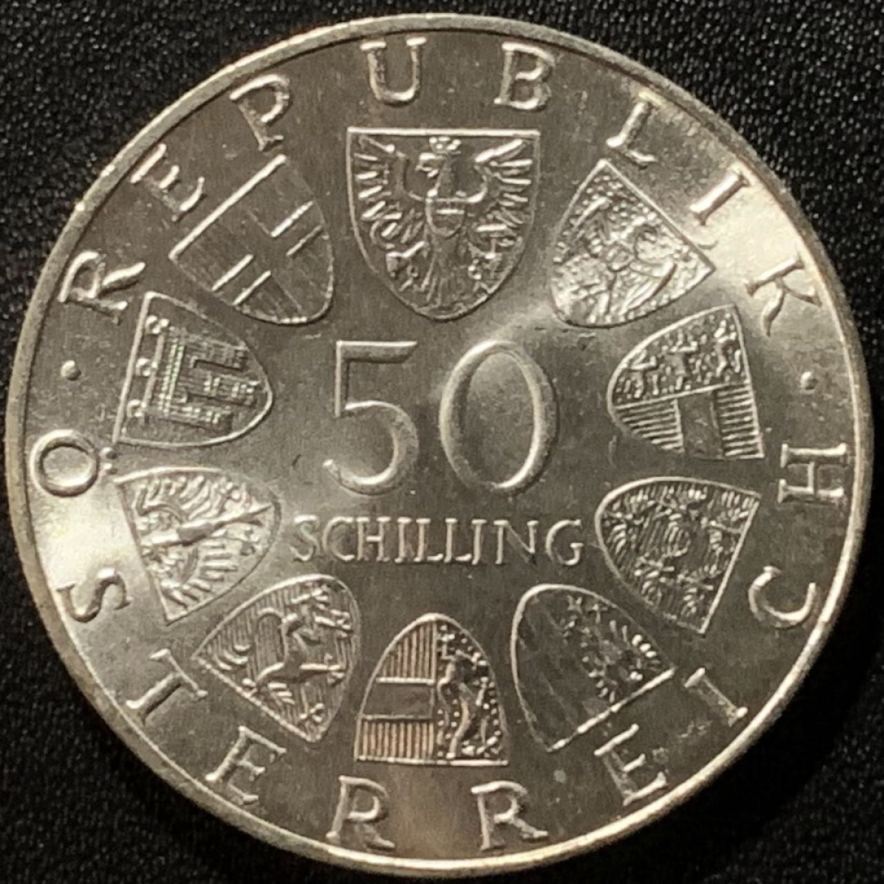 紫瑗钱币——第265期拍卖 奥地利 1974年 广播系统成立50周年 20先令 20克 0.64银 UNC