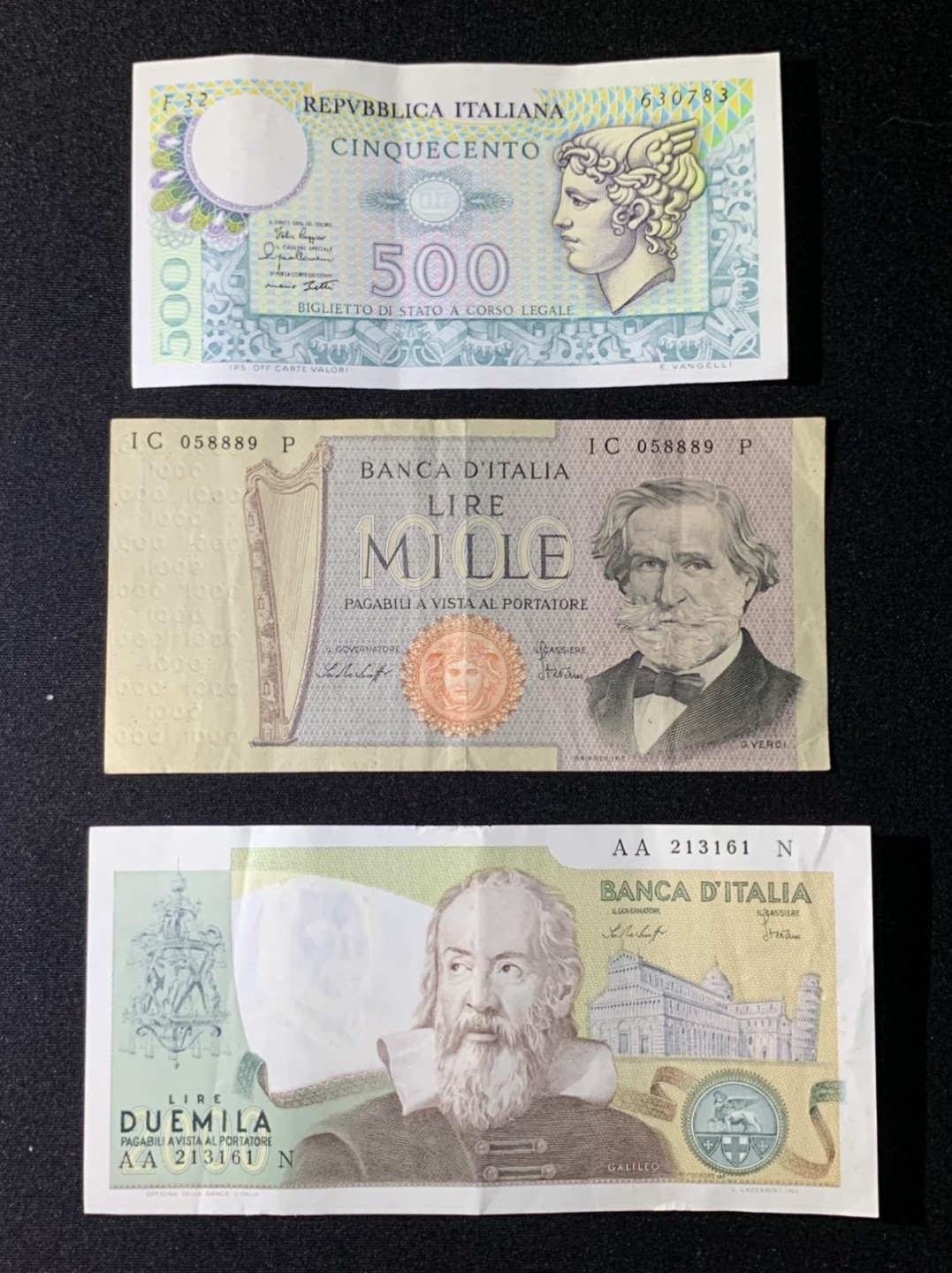 紫瑗钱币——第266期拍卖——纸币场 意大利 70年代 500 1000 2000里拉 流通品