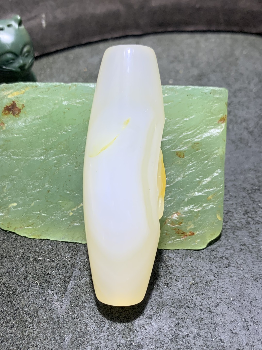 精美高玉化海洋玉髓手工俏色巧雕喜上眉梢大桶珠一个！