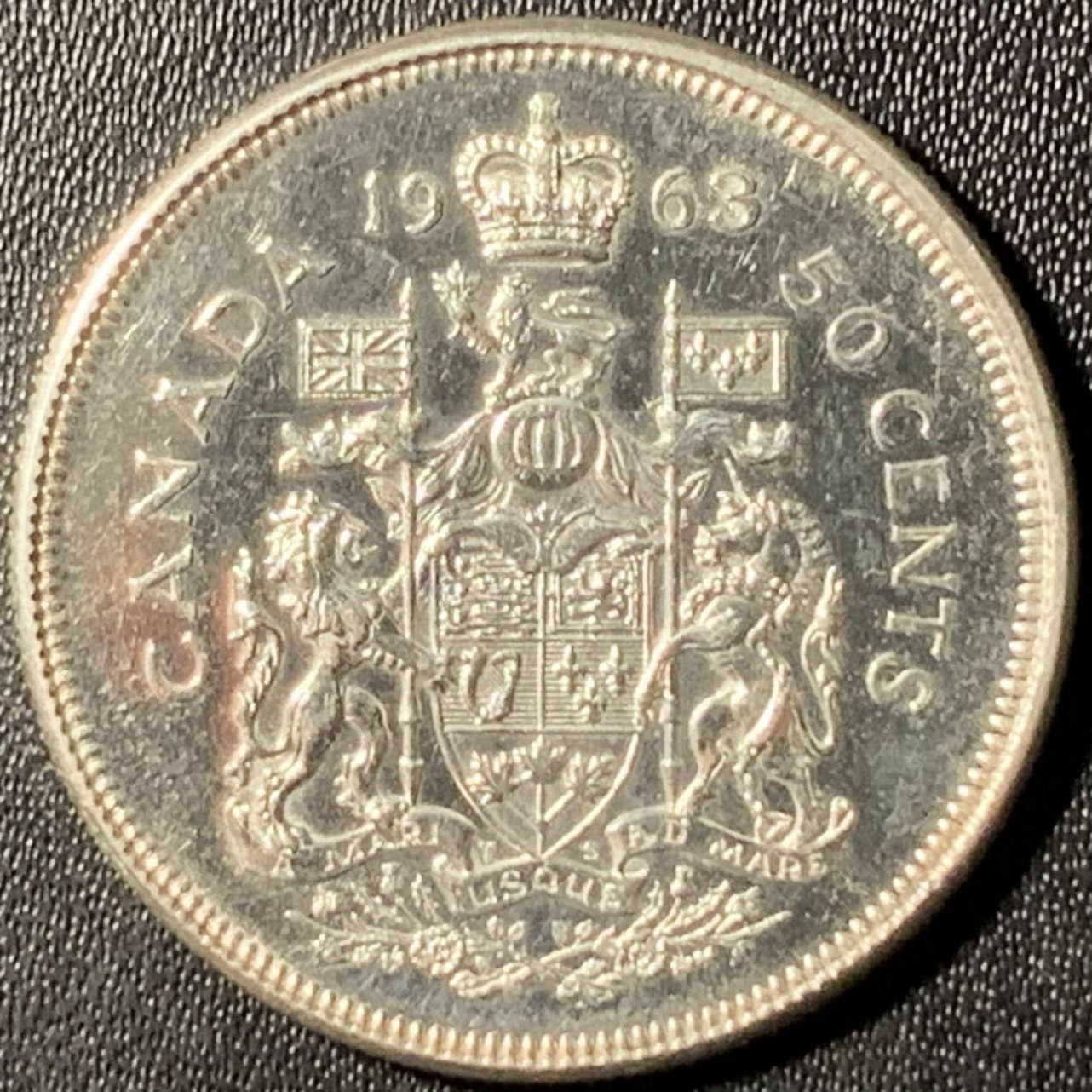 紫瑗钱币——第285期拍卖 加拿大 1963年 伊丽莎白 50分 老国徽 11.67克 0.8银