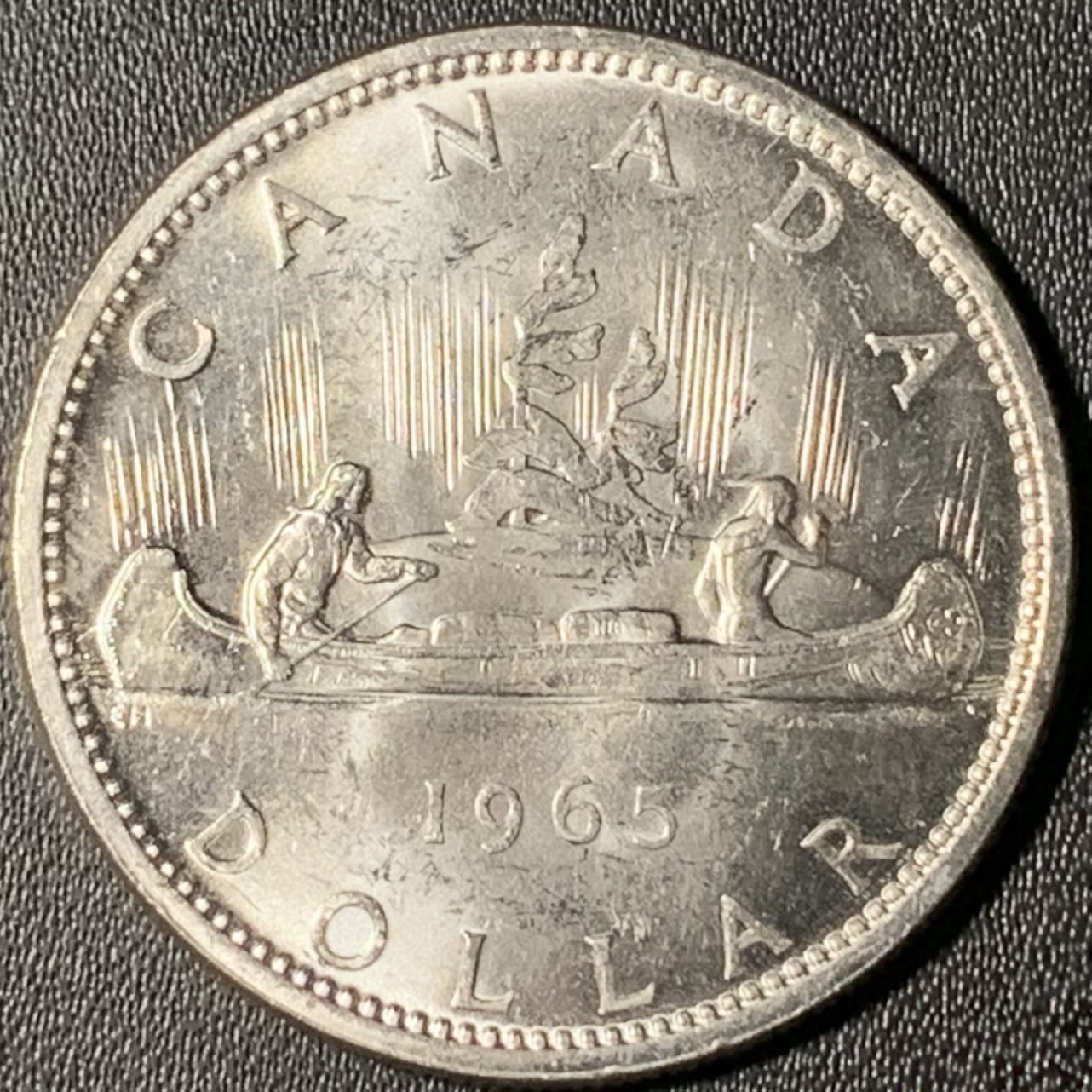 紫瑗钱币——第268期拍卖 加拿大 1966年 伊丽莎白二世 划船 1元 23.5克 0.8银 UNC