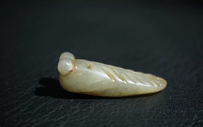 玉石翡翠玛瑙｜拍卖专场 明清工老和田玉玉蝉把件