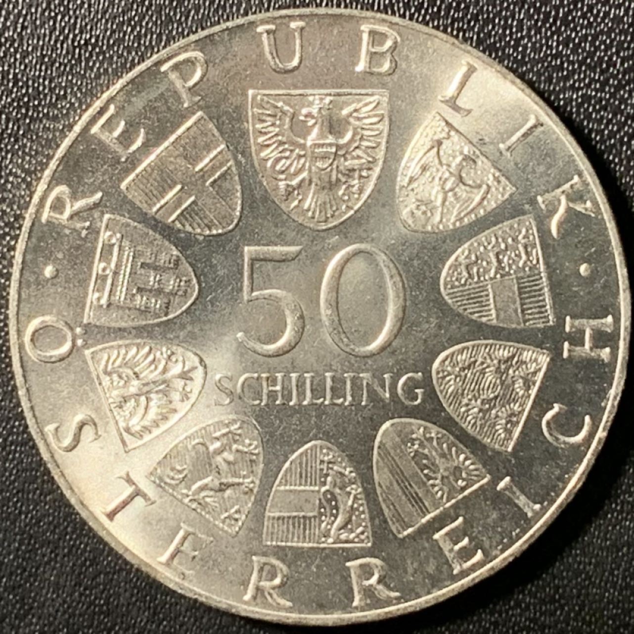 紫瑗钱币——第267期拍卖 奥地利 1974年 维也纳国际花卉展 50先令 20克 0.64银 UNC