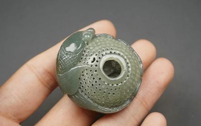 玉石翡翠玛瑙｜拍卖专场 和田玉精工鱼篓挂件/香插