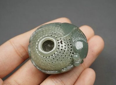 玉石翡翠玛瑙｜拍卖专场 和田玉精工鱼篓挂件/香插