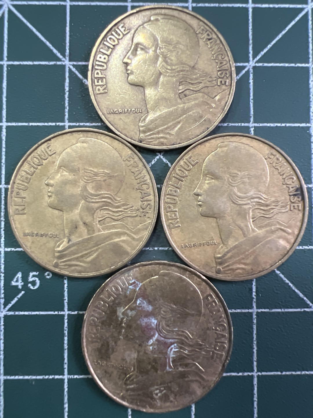 泡泡堂第305期  世界硬币 （无押金，捡漏，全场20包邮，偏远地区除外，接收代拍业务） 法国20法