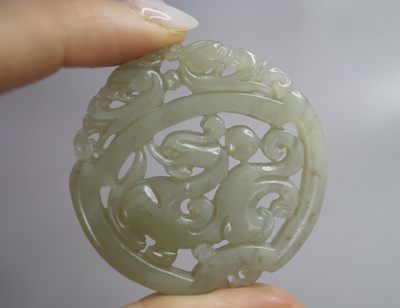 玉石翡翠玛瑙｜拍卖专场 和田玉龙纹镂空配饰