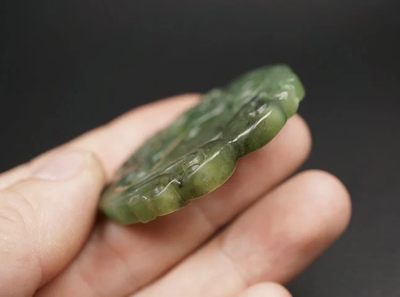 玉石翡翠玛瑙｜拍卖专场 和田玉碧玉 龙凤牌挂件