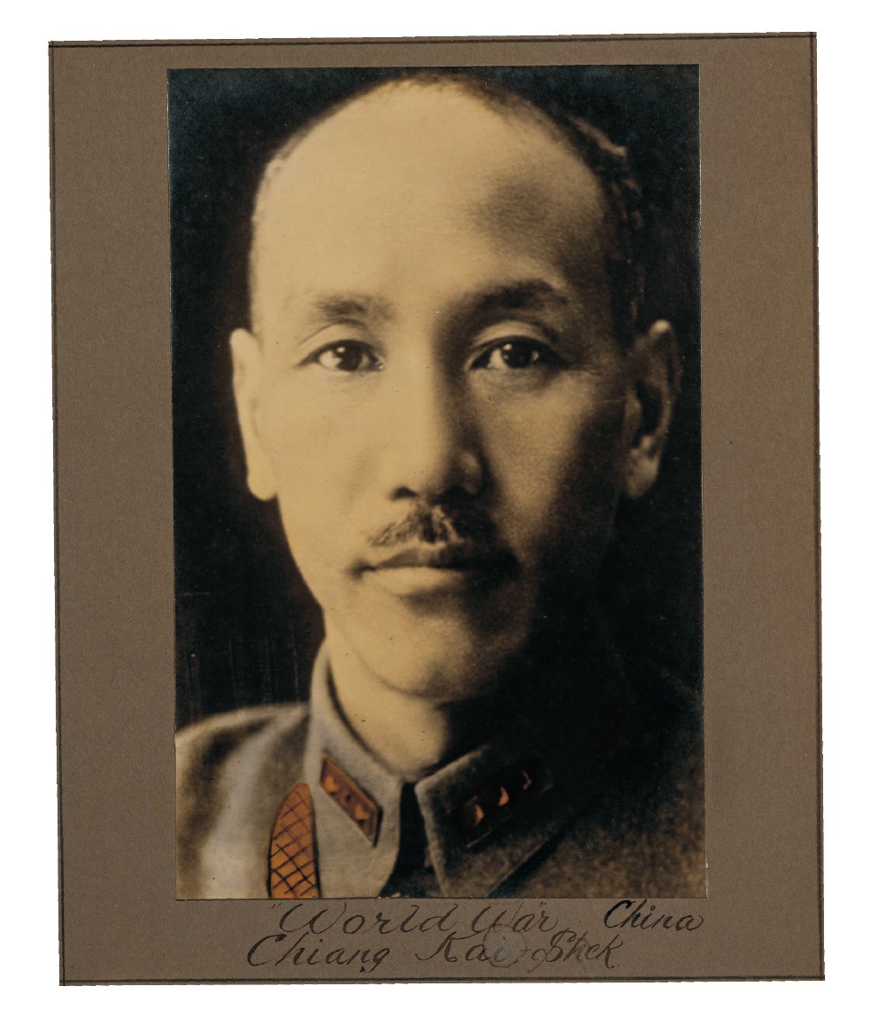 广州华艺2023年春拍-丰碑 名家遗珍历代勋章·钱币 民国委员长像原版肖像挂像一张