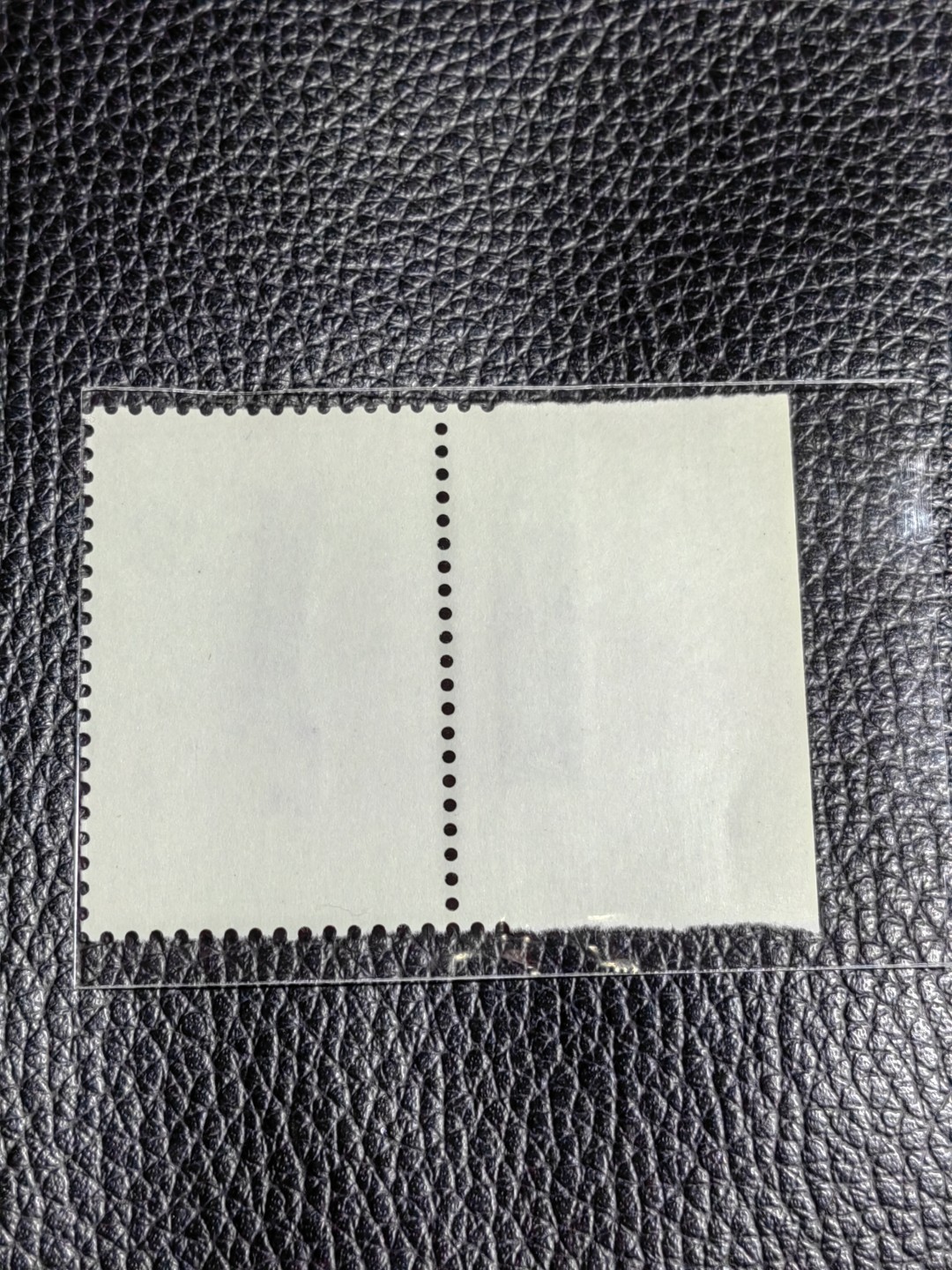洪涛臻品批发群  精选邮票限时拍卖第二百五十六期 T69红楼梦新 12-6色标一枚，版撕全品嘎嘎绝，评级品相，JT精品热门票，色标三俗稀缺货，版撕精品藏家首选，喜欢不要错过