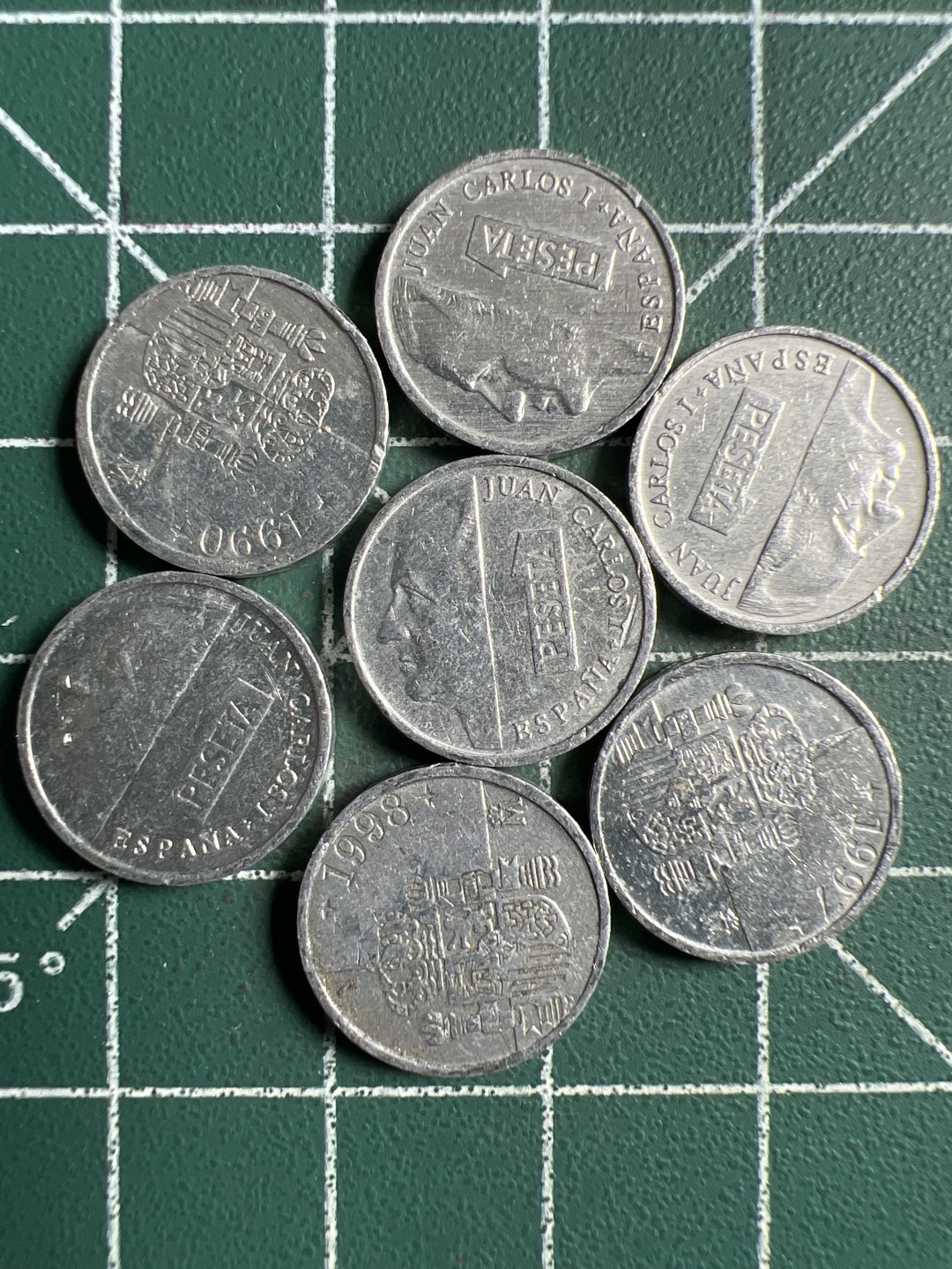 泡泡堂第306期  世界硬币 （无押金，捡漏，全场20包邮，偏远地区除外，接收代拍业务） 西班牙一比塞塔7枚