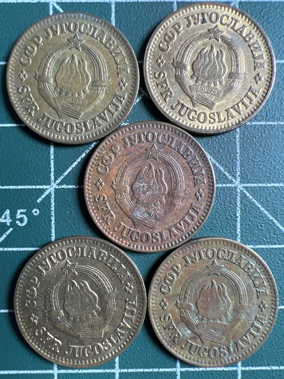 泡泡堂第306期  世界硬币 （无押金，捡漏，全场20包邮，偏远地区除外，接收代拍业务） 南斯拉夫十分五枚