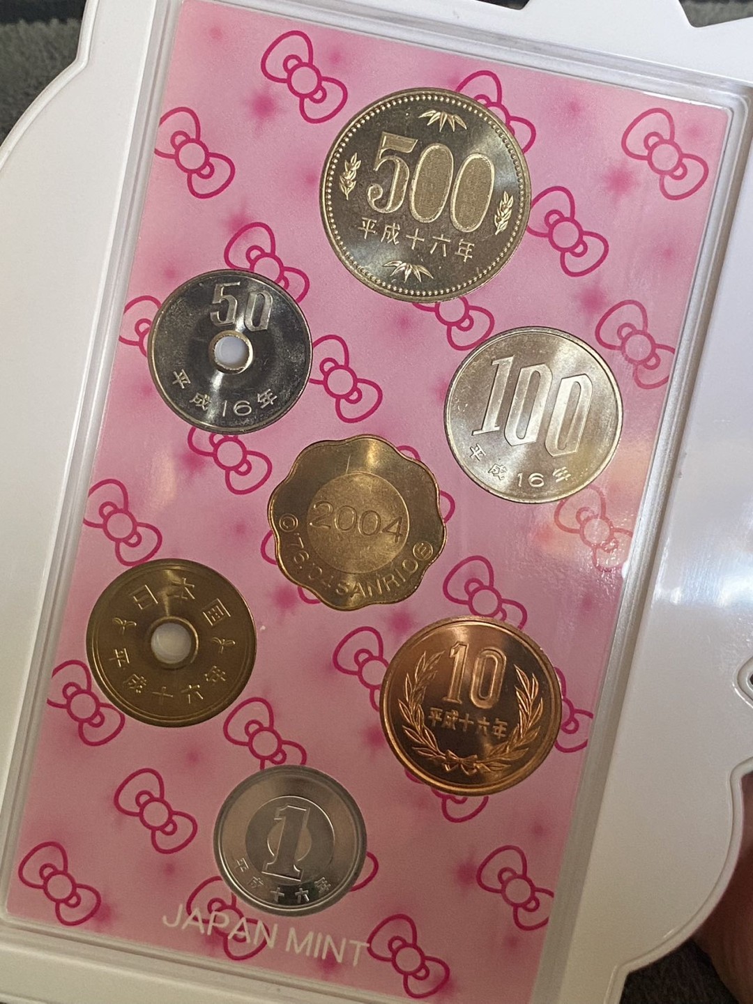 小葵钱铺 散币专场 第10期 日本2004年HelloKitty凯蒂猫纪念套币