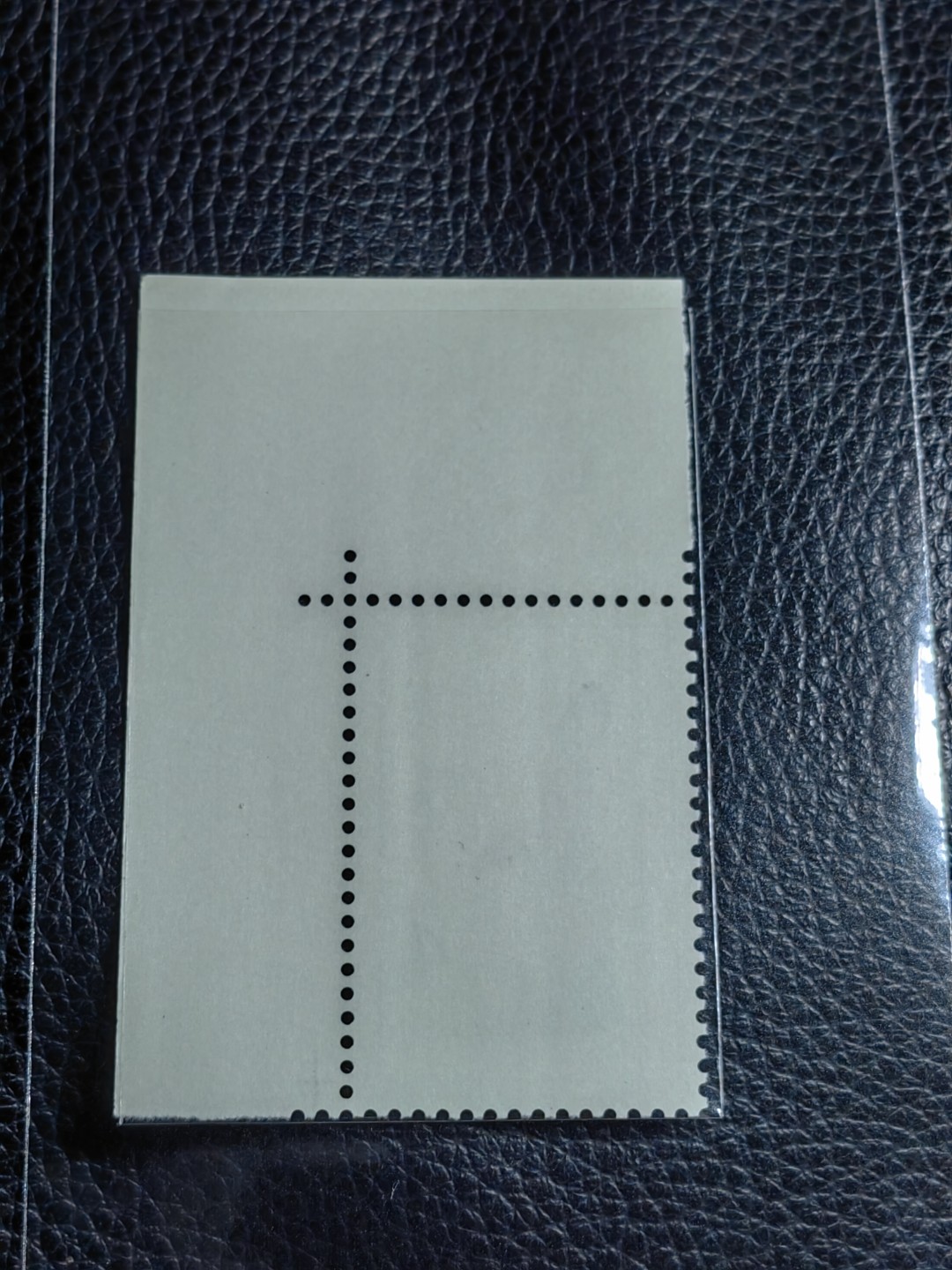 洪涛臻品批发群  精选邮票限时拍卖第二百五十七期 T69红楼梦新 12-2直角边一枚，版撕全品嘎嘎绝，评级品相，JT精品热门票，色标三俗稀缺货，版撕精品藏家首选，喜欢不要错过