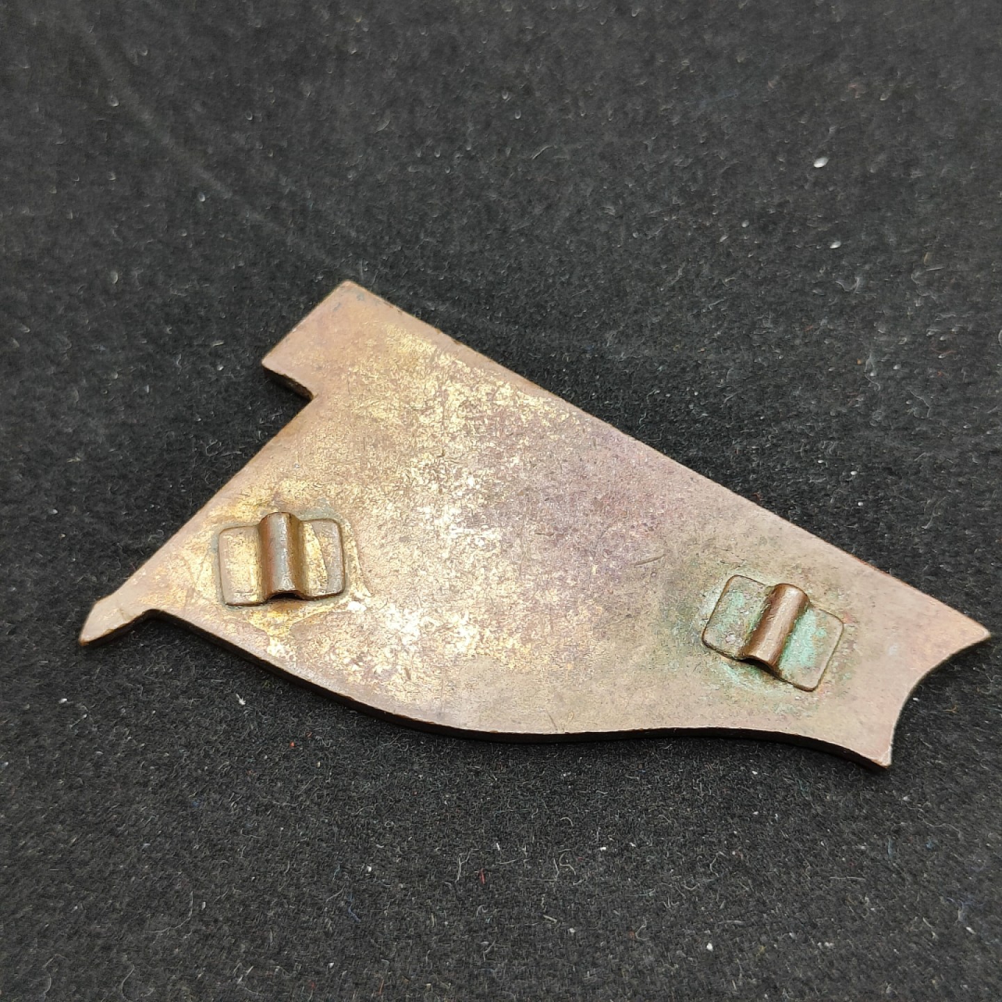 全场0元起拍 第54期 咸鱼国勋章拍卖专场 5月10日（周三）下午6：00开始 朝鲜红色青年近卫队证章-