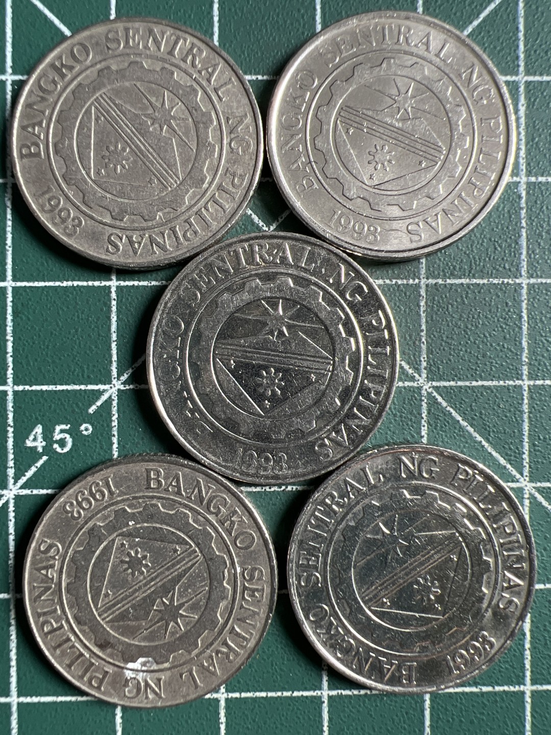 泡泡堂第306期  世界硬币 （无押金，捡漏，全场20包邮，偏远地区除外，接收代拍业务） 菲律宾1比索五枚