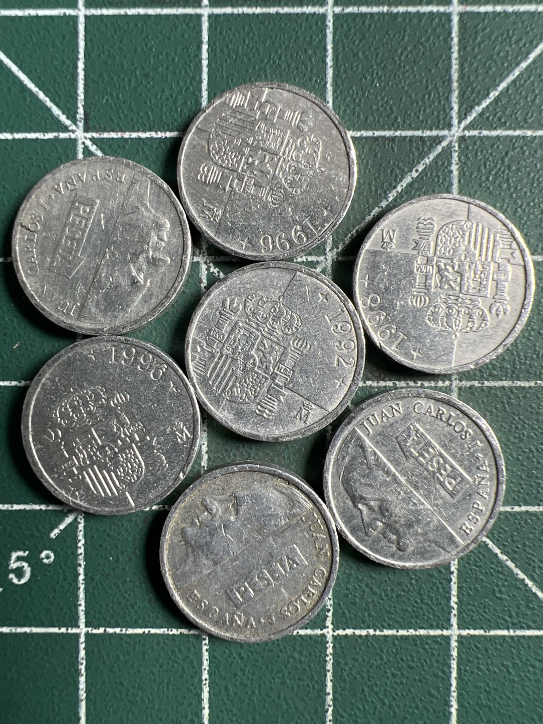 泡泡堂第306期  世界硬币 （无押金，捡漏，全场20包邮，偏远地区除外，接收代拍业务） 西班牙一比塞塔7枚