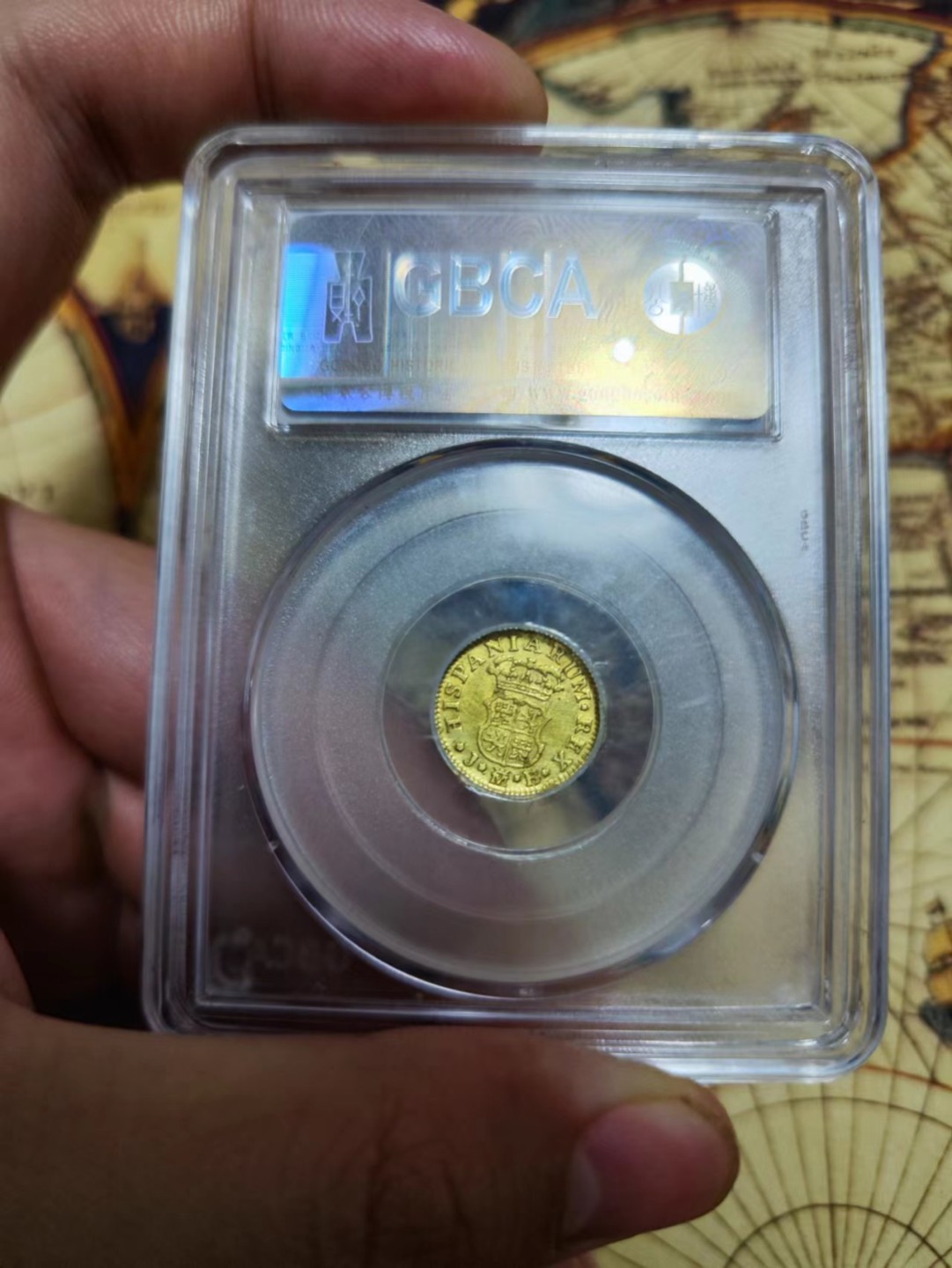 欢迎来【希罗维】：第1场，幸运星期三银币金币场 1755西班牙马德里半埃斯库多金币/1.7-1.8g 币铸造于西班牙国王费尔南多六世在位时期，非常的少见，公博au50整体的观感也挺棒