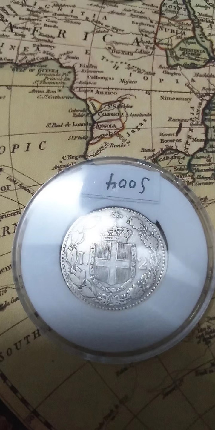 欢迎来【希罗维】：第1场，幸运星期三银币金币场 意大利翁贝托2里拉.银币，9.8克，83.5%银