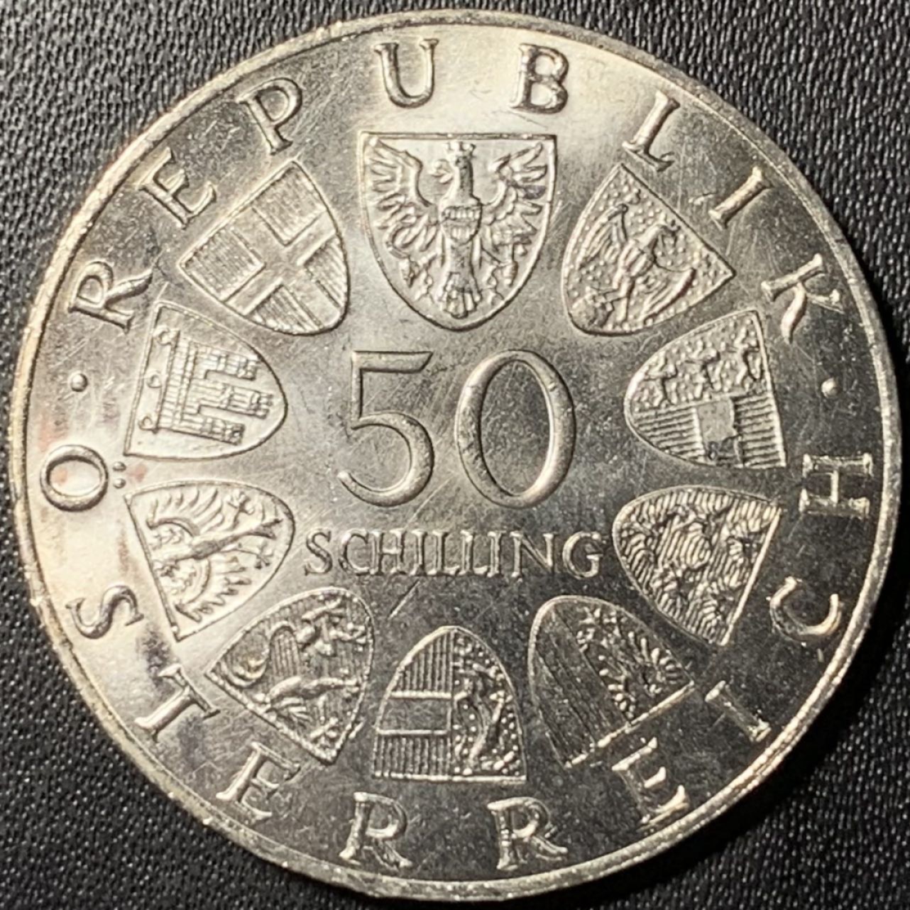 紫瑗钱币——第326期拍卖 奥地利 1966年 国家银行150周年 50先令 20克 0.9银 UNC