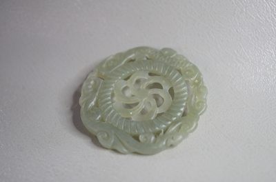 玉石翡翠玛瑙｜拍卖专场 和田玉龙凤镂空配饰