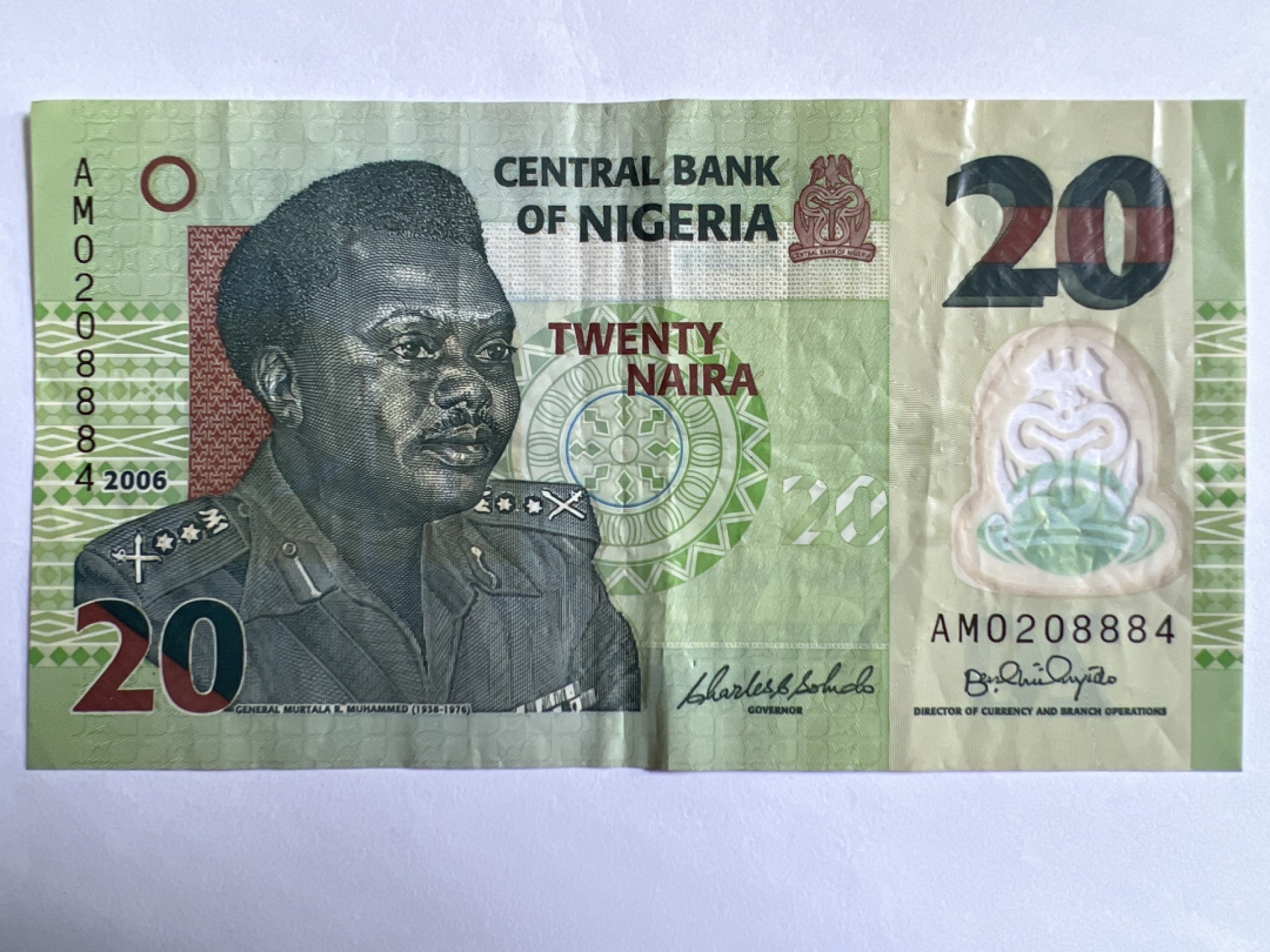 泡泡堂微拍第150幕纸币捡漏可累计专场👿👿，累计满二十元包邮，接受代拍业务 尼日利亚20奈拉