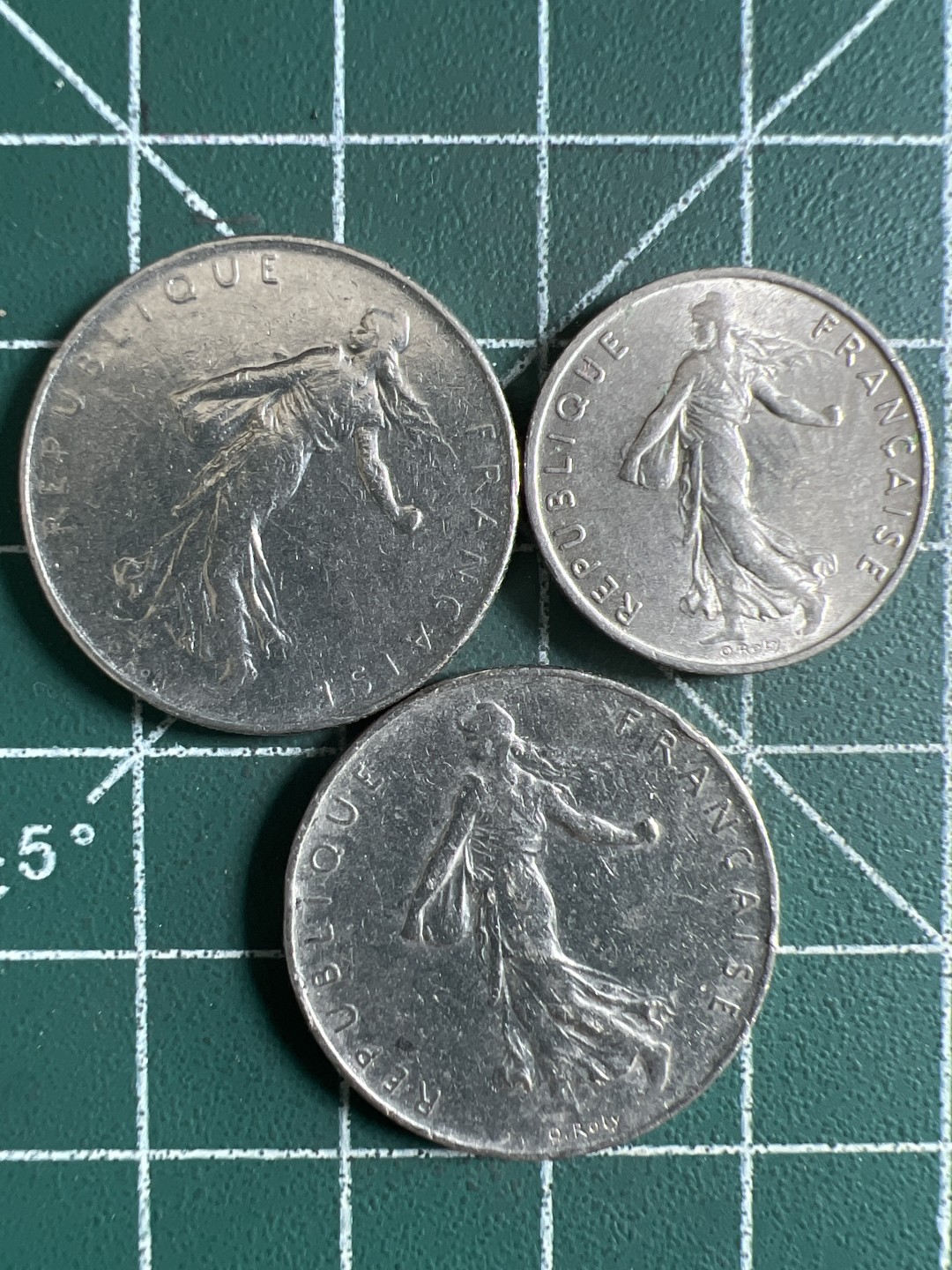 泡泡堂第308期  世界硬币 （无押金，捡漏，全场20包邮，偏远地区除外，接收代拍业务） 法国三枚