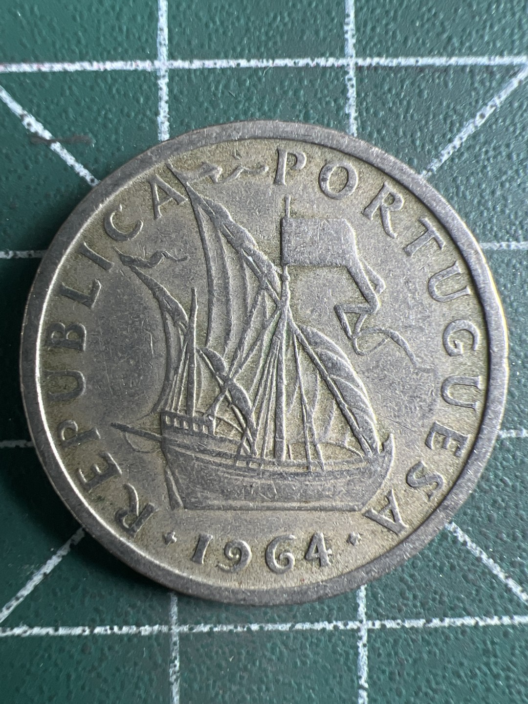 泡泡堂第326期  世界硬币 （无押金，捡漏，全场20包邮，偏远地区除外，接收代拍业务） 葡萄牙5埃斯库多