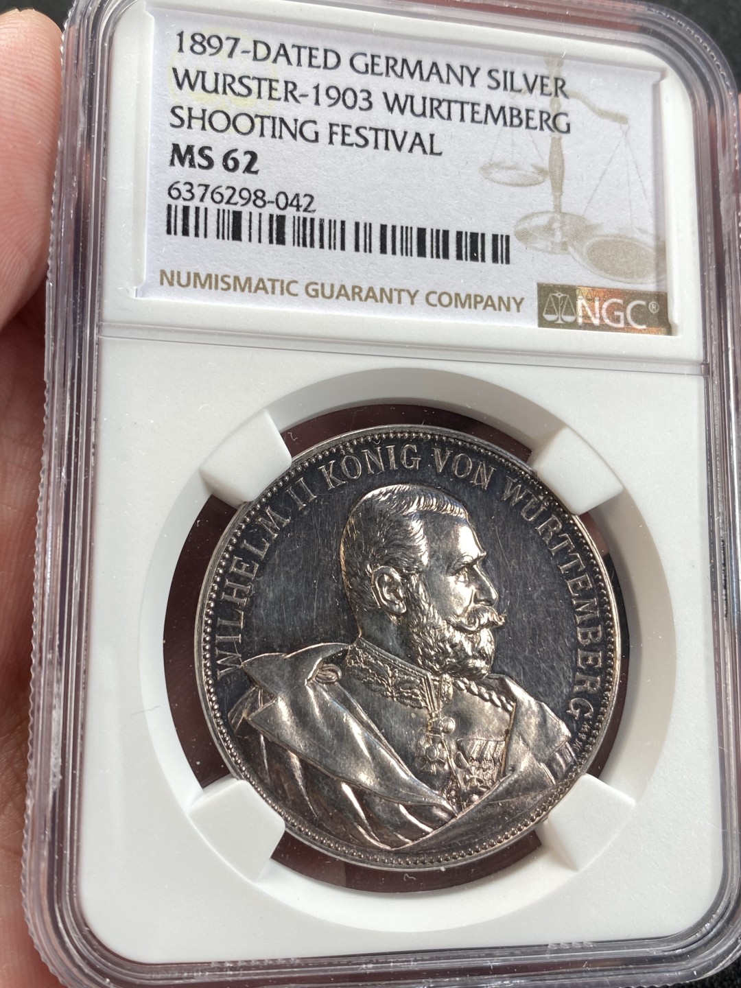 万国钱币拍卖第008期（慕尼黑2T之夜） NGC MS62 1897年德国符腾堡威廉二世高浮雕射击节银章 盾徽异常精美