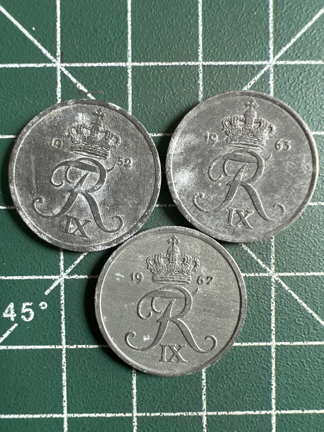 泡泡堂第326期  世界硬币 （无押金，捡漏，全场20包邮，偏远地区除外，接收代拍业务） 丹麦2欧尔三枚