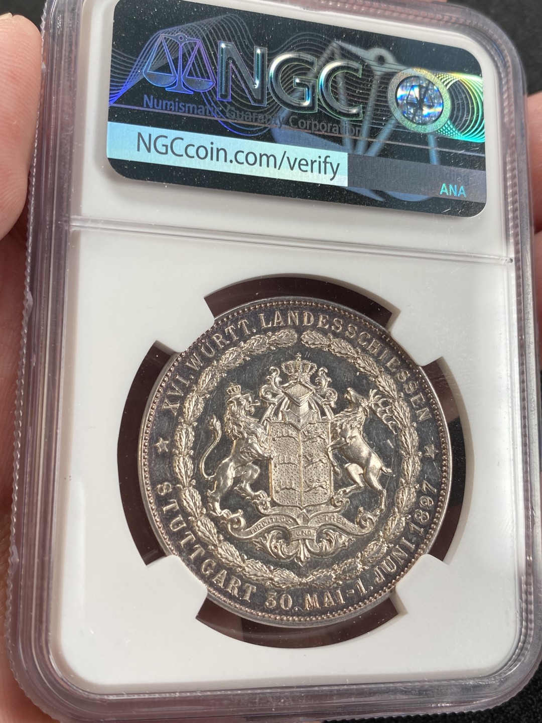 万国钱币拍卖第008期（慕尼黑2T之夜） NGC MS62 1897年德国符腾堡威廉二世高浮雕射击节银章 盾徽异常精美