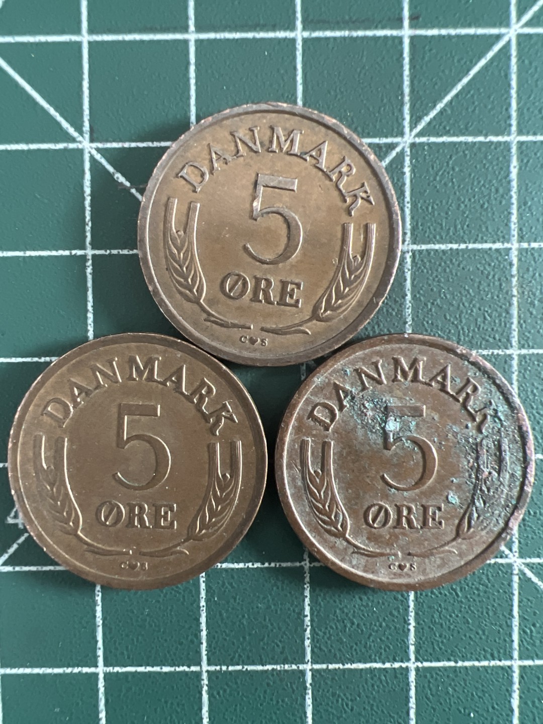 泡泡堂第308期  世界硬币 （无押金，捡漏，全场20包邮，偏远地区除外，接收代拍业务） 丹麦5欧尔三枚