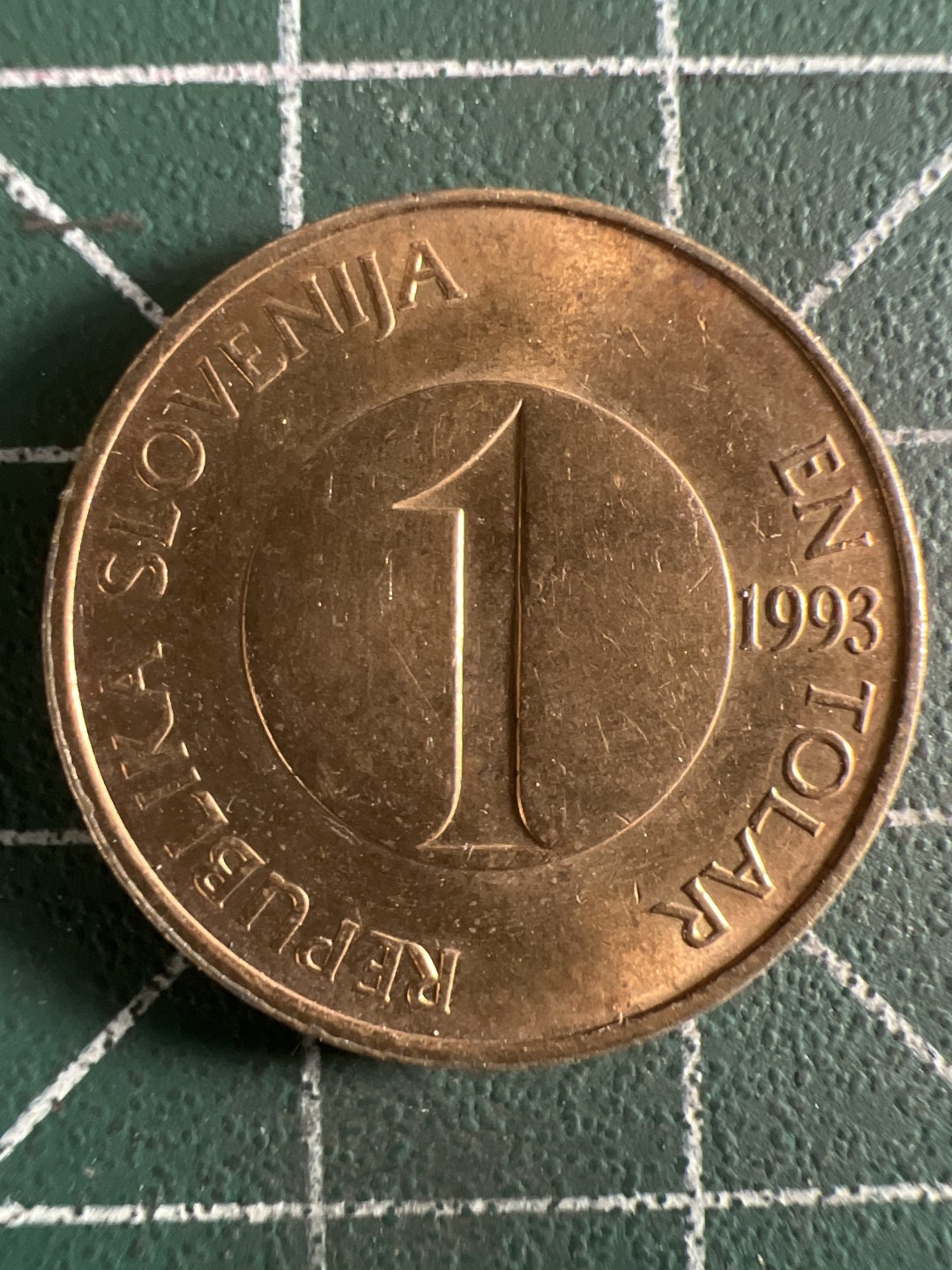 泡泡堂第308期  世界硬币 （无押金，捡漏，全场20包邮，偏远地区除外，接收代拍业务） 斯洛文尼亚1托拉