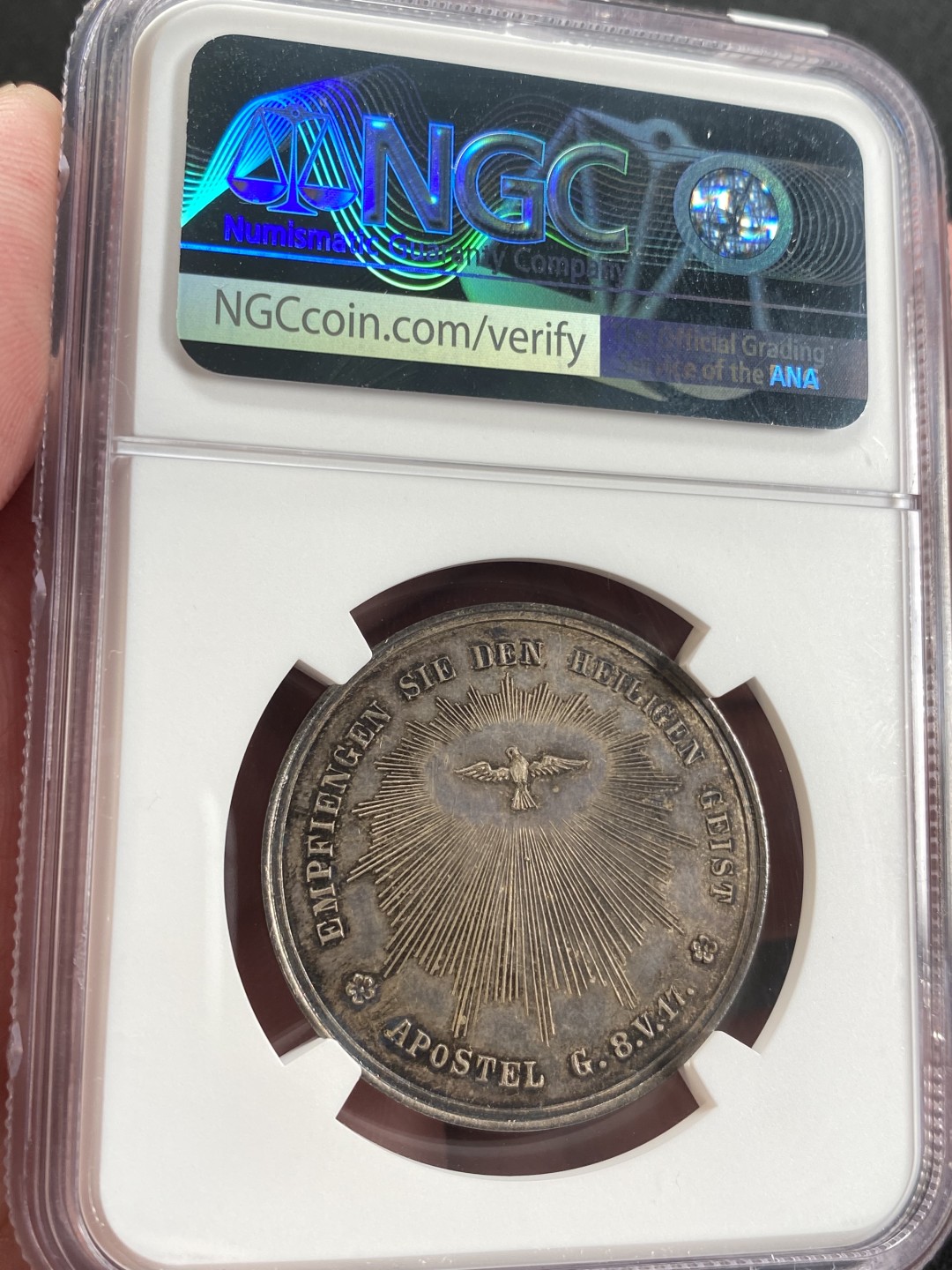 万国钱币拍卖第008期（慕尼黑2T之夜） NGC MS63 19世纪德国宗教洗礼纪念银章，镜面五彩，好品好状态。