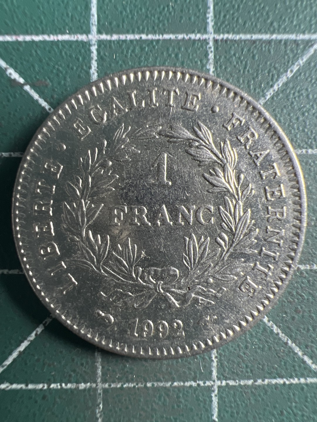 泡泡堂微拍第154幕硬币捡漏可累计专场👿👿，累计满二十元包邮，接受代拍业务 法国1法郎纪念币