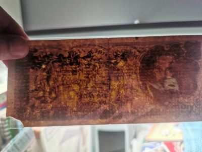 238.【鲸贝乐淘★两拍包邮】三字经·第“亲师友，习礼仪”号拍卖 【越南🇻🇳★解放区草纸币】1950年200盾，流通品相如图