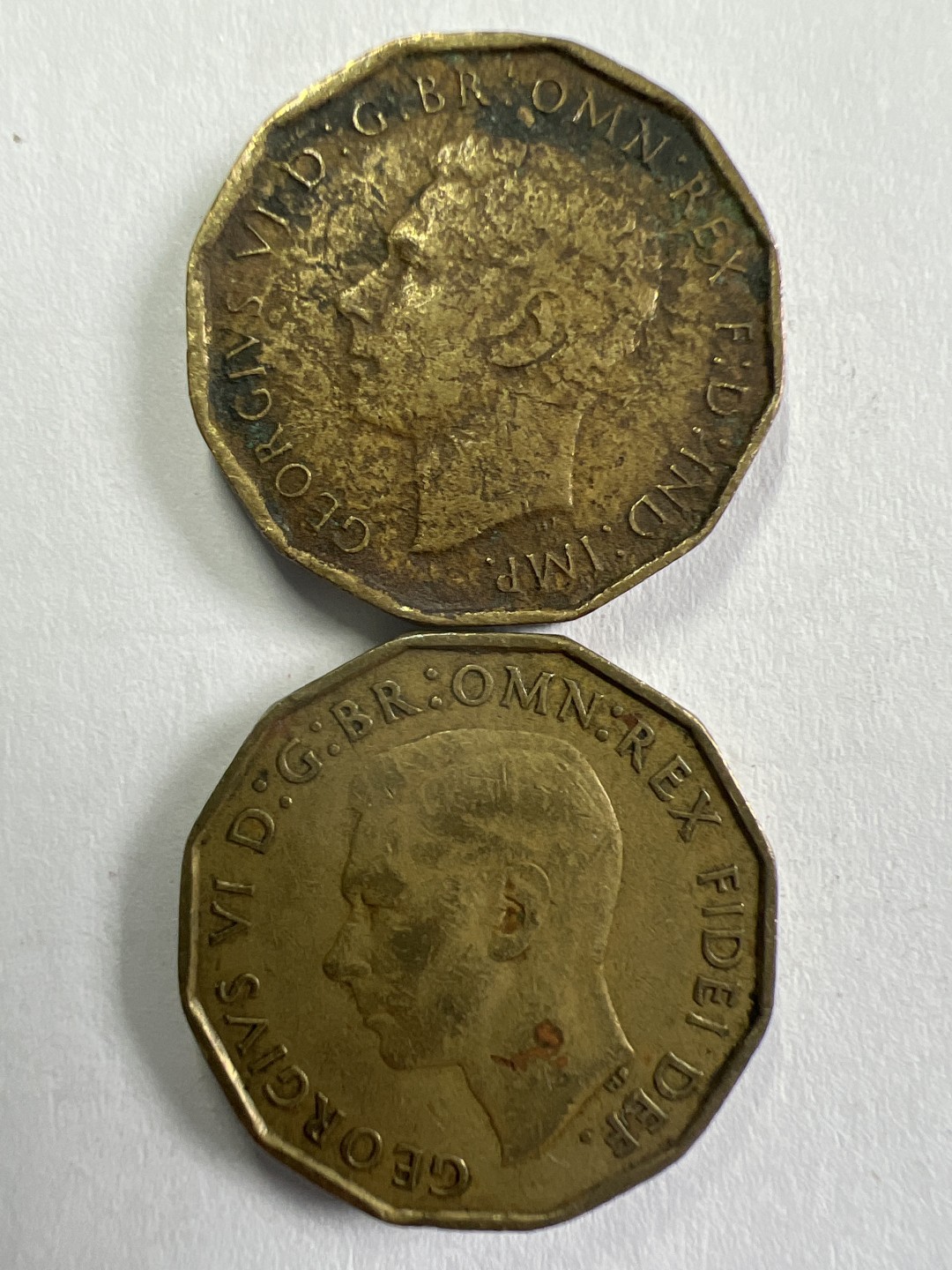 泡泡堂微拍第155幕硬币捡漏可累计专场👿👿，累计满二十元包邮，接受代拍业务 乔六三便士两枚