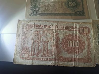 238.【鲸贝乐淘★两拍包邮】三字经·第“亲师友，习礼仪”号拍卖 【中国代印★越南🇻🇳大珍品】1951年越南大全套缺绿色200盾，其余11张，稀有难得珍稀藏品，同中国第一版人民币，流通品相如图所示