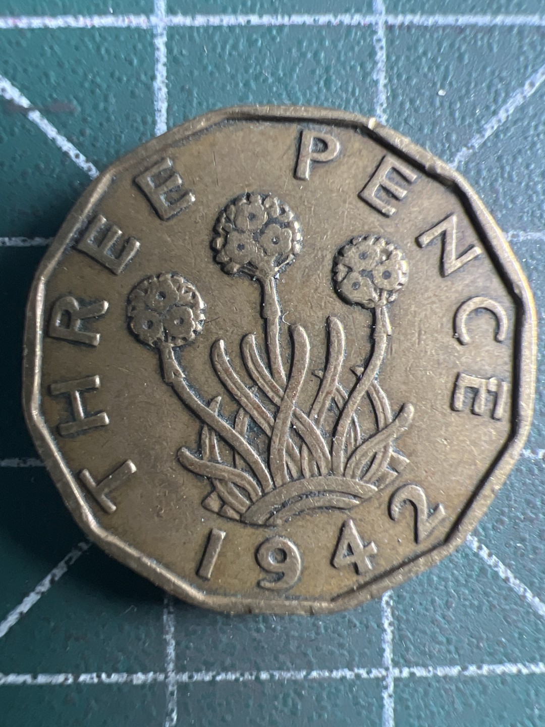 泡泡堂微拍第154幕硬币捡漏可累计专场👿👿，累计满二十元包邮，接受代拍业务 乔六三便士1942年